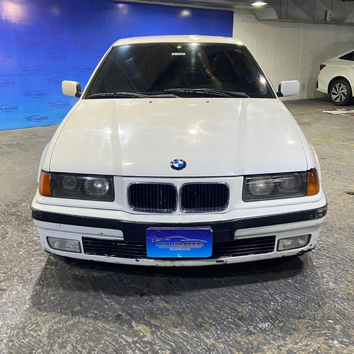 Imagen 3 de 16 de Bmw 325