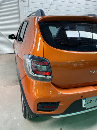 Imagen 4 de 19 de Renault Sandero Stepway Privilege 2018 1.6 Gnc * Financio *