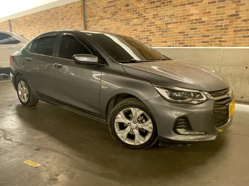 Chevrolet Onix 1.0T Premier Sedan At