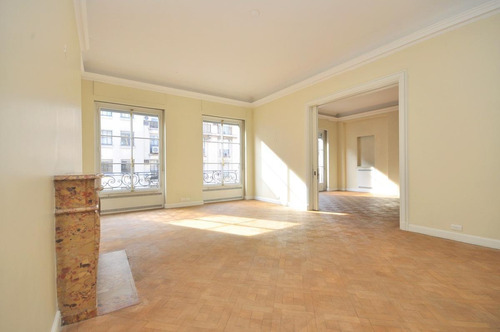 Imagen 9 de 30 de Excepcional Piso En Edificio Francés Sobre Avenida Alvear Único Por Su Categoría