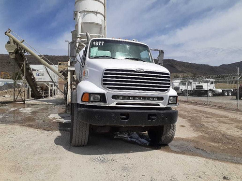 Imagen 1 de 13 de Hormigonera Para Concreto Premezclado 2004 Sterling 8m3