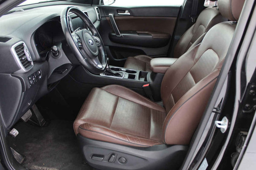 Imagen 9 de 14 de Kia Sportage 2018 4 Cilindros