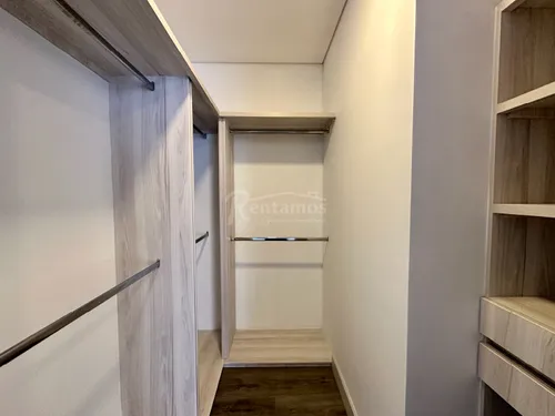 Apartaestudio En Arriendo En Los Naranjos. Cod A776119