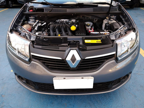 Imagem 11 de 12 de Renault Sandero Expression 1.0 16v (flex) Flex Manual