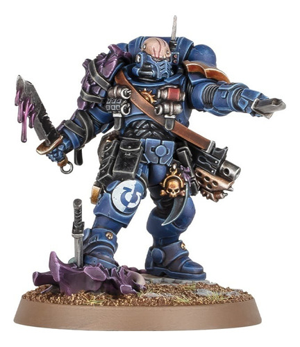 Lieutenant In Phobos Armour Primaris Space Marines