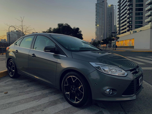 Ford Focus III 2.0 Sedan Titanium At6
