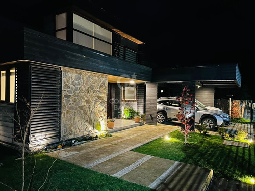 Linda Y Moderna Casa En Barrio Faro Los Colonos