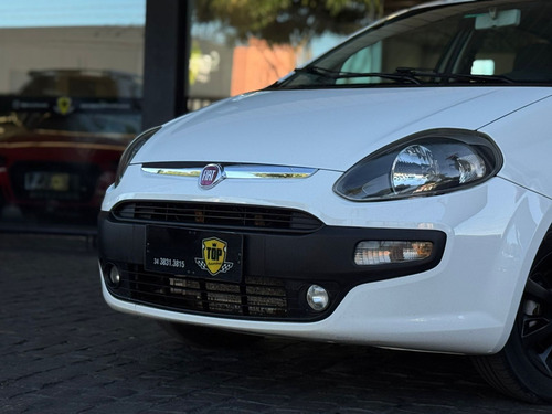 Fiat Punto 1.4 ATTRACTIVE 8V FLEX 4P MANUAL