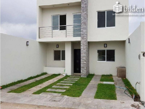 Imagen 1 de 10 de Casa Sola En Venta Fracc Alejandro Plus