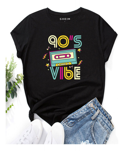 Camiseta Gráfica Con Cinta De Audio Y Letras