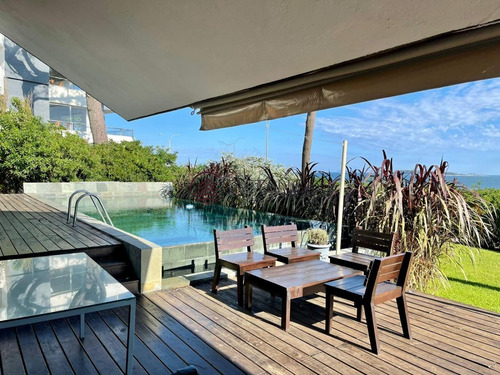 Imagen 5 de 30 de Casa En Venta Playa Mansa Frente Al Mar Cuatro Dormitorios - Punta Del Este Mansa