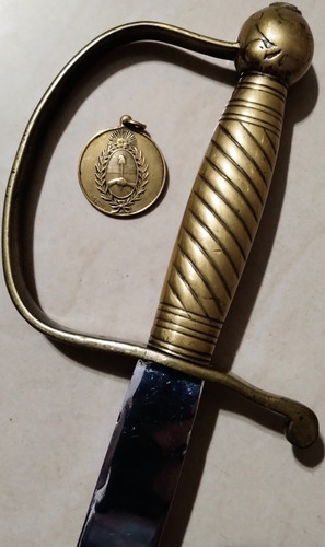 Antiguo Sable Espada De Oficial Gallito. Daga. Bayoneta.