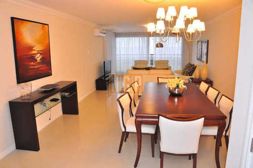 Imagen 7 de 30 de Apartamento En Brava, 3 Dormitorios