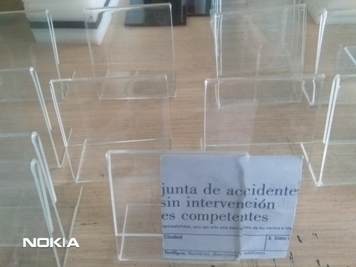 Porta Nombres En Acrílico