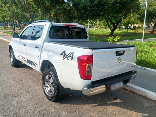 Nissan Frontier 2.3 Attack Cab. Dupla 4x4 Aut. 4p