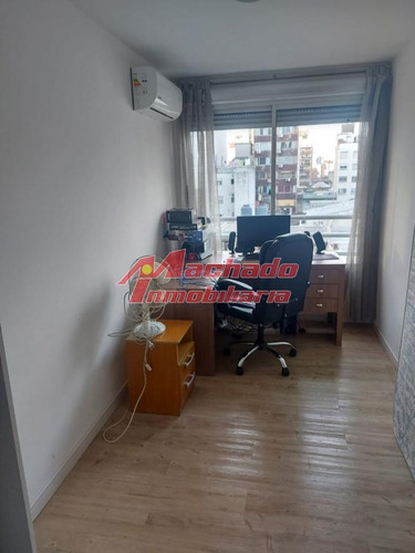 Imagen 4 de 10 de Venta De Apartamento En Montevideo