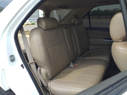 Toyota Fortuner 4x2 V6 4.0