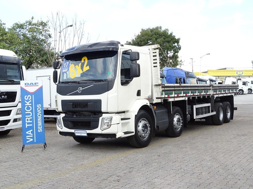 Imagem 2 de 14 de Volvo Vm 330 8x2 Diesel 8x2 2p (diesel) (e5) 2016/2017 Via