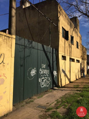 Imagen 6 de 8 de Terreno En Venta En Esquina - Banfield 1600 M2