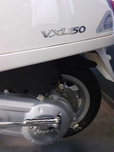 Vespa Vxl 150 Blanca Motoplex San Isidro