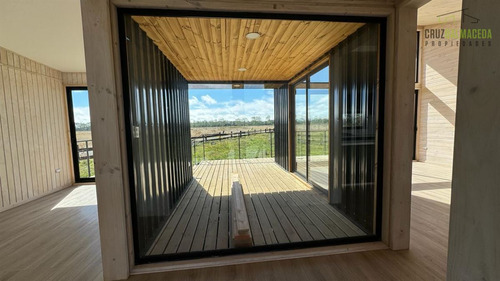 Casa En Venta En La Reserva, Frutillar