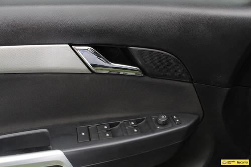 Imagen 23 de 25 de Chevrolet Captiva Sport