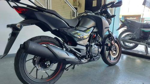 Imagen 20 de 21 de Hero Hunk 190r 0km 2023 Fi Abs Financiada Ap Motos Ns200 Tvs