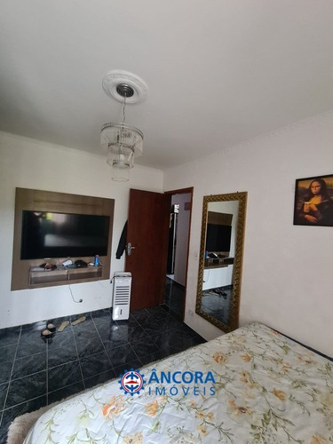 Imagem 5 de 9 de Apartamento 52 M² 02 Dormitórios Jardim Valeria - 4729-1