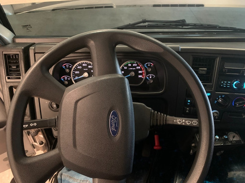 Imagem 7 de 12 de Ford Cargo 1119 2019
