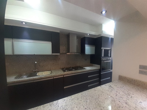 Imagen 10 de 22 de Apartamento En Res. Chelsea Court. En El Parral, Carlos Tona, 04129305244, Código: Foa-2208
