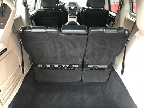 Town & Country 3.6 Touring V6 24v Gasolina 4p Automático