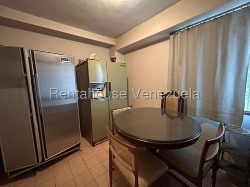 Marianny Gonzalez, Amplio Apartamento En Venta Av Venezuela