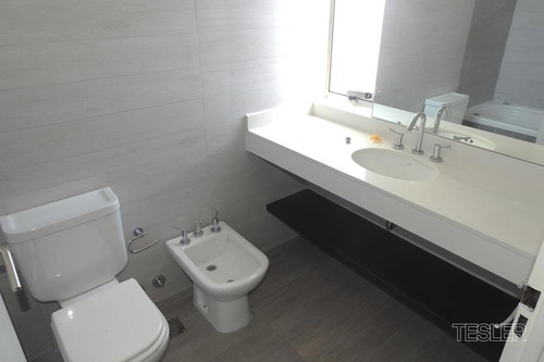 Torre Congreso 1810 Piso Muy Alto 3 Dormitorios 2 Cocheras Vigilancia 24hs Full Amenities
