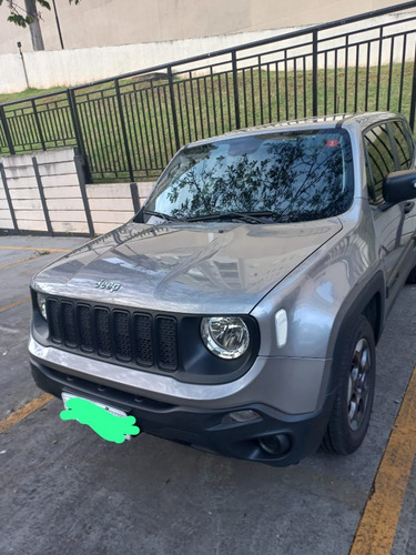 Jeep Renegade 1.8 Flex Aut. 5p