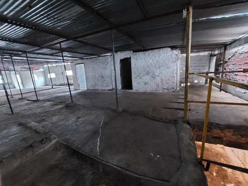 Imagen 11 de 14 de En Alquiler Local Comercial En Valencia Av Las Ferias De 600m2