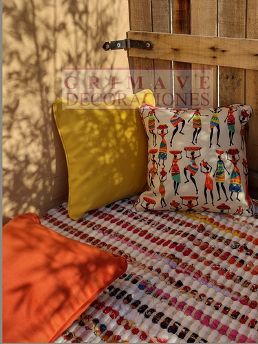 Imagen 3 de 3 de Almohadon Pana Estampada 40x40. Caballito. E/todo El Pais