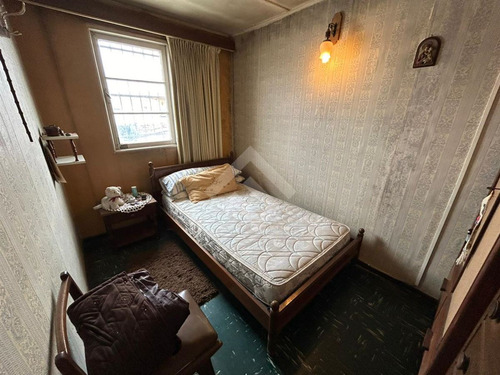 Casa En Venta De 3 Dorm. En Lo Espejo