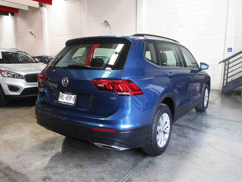 Imagen 10 de 12 de Vw Tiguan Trendline Plus Color Azul 2018