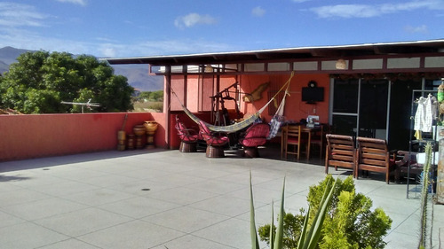 Imagen 9 de 12 de Edificio En La Calle El Sol, Juan Griego, Isla De Margarita. #2912