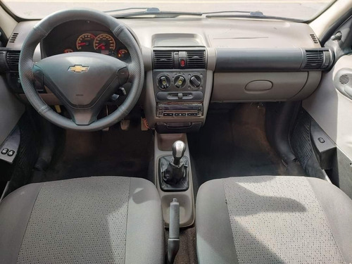 Imagem 5 de 12 de Chevrolet Classic 2013 1.0 Ls Flex Power 4p
