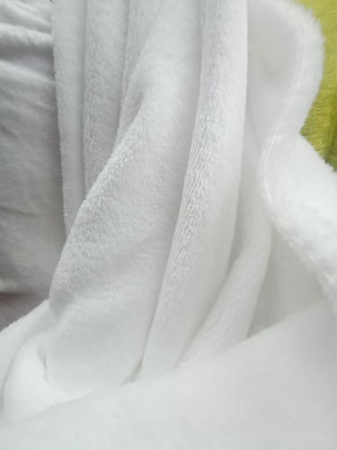 Tela Polar Soft 2,7 M X Kilo X Rollo Varios