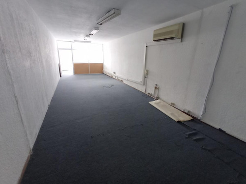 Imagen 3 de 5 de Oficina -oficina En Ciudad Vieja, Prox Plaza Zabala!!