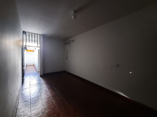 Casa En Venta En Mataderos