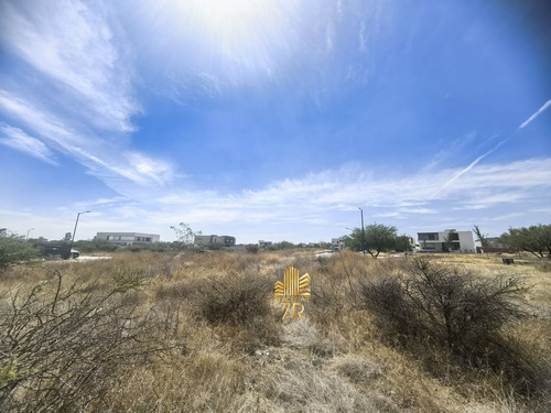 Terreno Plano En Venta En La Espiga, Querétaro.