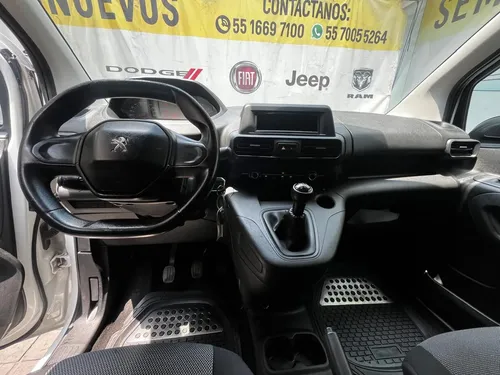 Peugeot Partner 2021