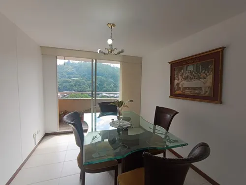Apartamento En Venta En Los Colores. Cod V12009