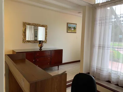 Casaquinta Con Apartaestudio 1500mtrs