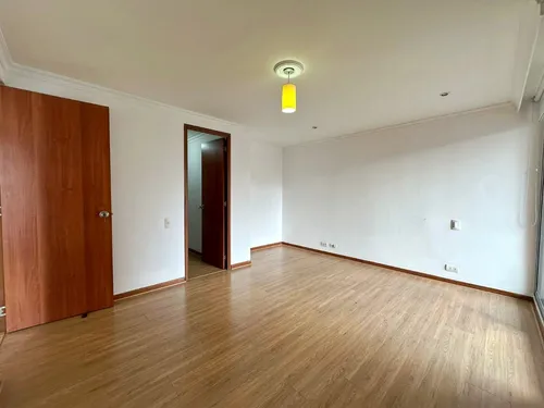 Venta De Apartamento Dúplex En El Poblado, Los Balsos