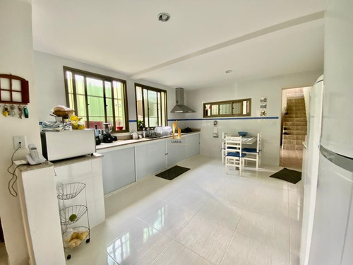 Imagem 22 de 25 de Linda Casa Duplex A Alguns Passos Do Mar Em Itapuã. - 21555