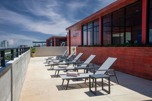 Departamento Para Estrenar Con Roof Garden En Av Nader Cancun